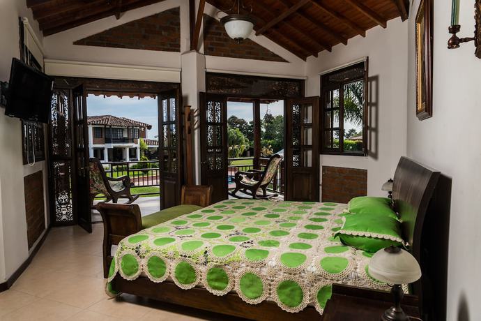 Imagen de la habitación del Hotel Finca Casa Nostra. Foto 10