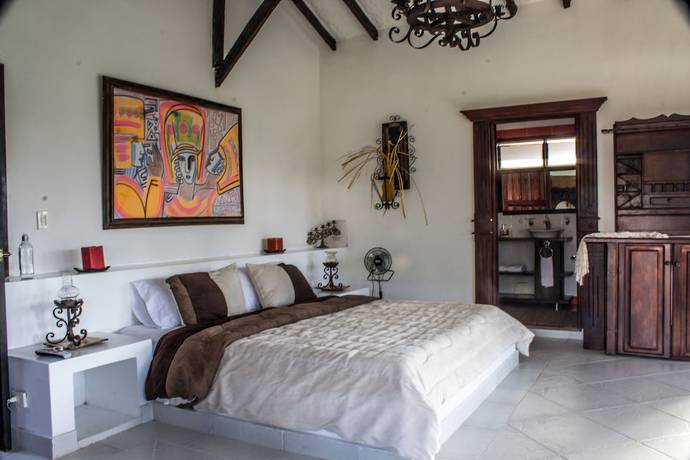 Imagen de la habitación del Hotel Finca Casanostra. Foto 14