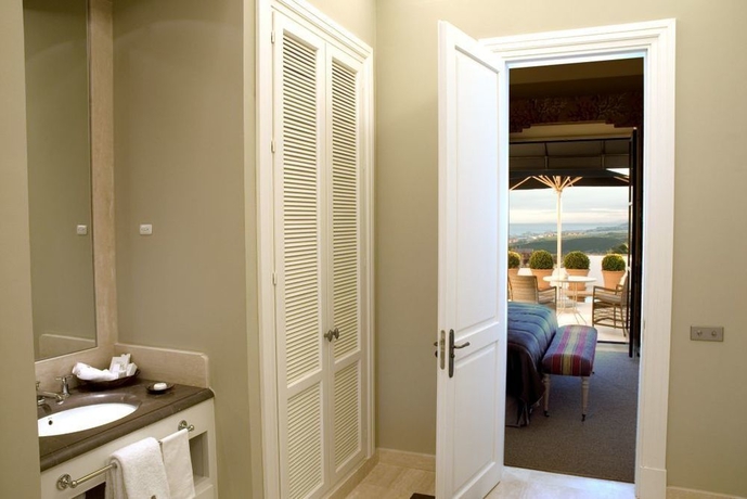 Imagen de la habitación del Hotel Finca Cortesin Golf and Spa. Foto 8