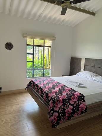 Imagen de la habitación del Hotel Finca Don Matias. Foto 13