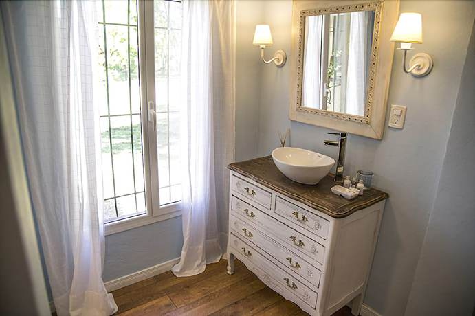 Imagen de la habitación del Hotel Finca El Maiten Posada Boutique. Foto 16