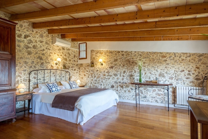 Imagen de la habitación del Hotel Finca Es Castell. Foto 16