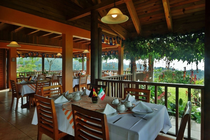 Imagen del bar/restaurante del Hotel Finca Hamburgo. Foto 4