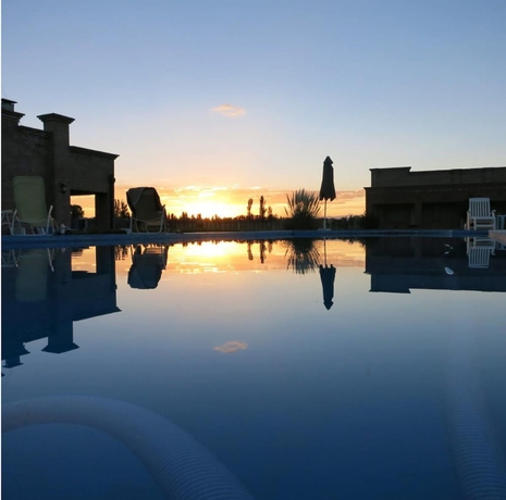 Imagen de la piscina del Hotel Finca La Carmelita. Foto 17