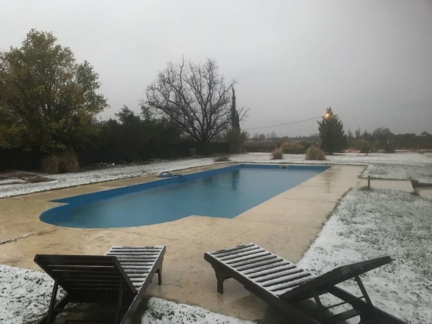 Imagen de la piscina del Hotel Finca La Carmelita. Foto 18