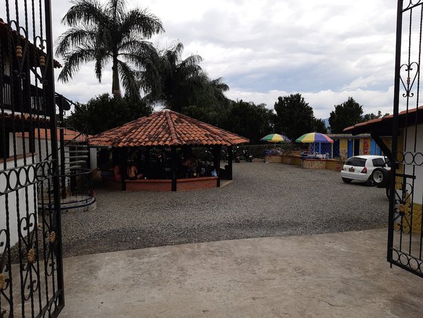 Imagen de los interiores del Hotel Finca La Marina. Foto 20