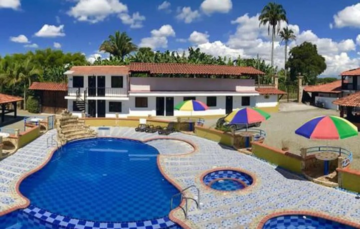 Imagen general del Hotel Finca La Marina. Foto 4