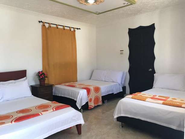 Imagen de la habitación del Hotel Finca La Marina. Foto 16