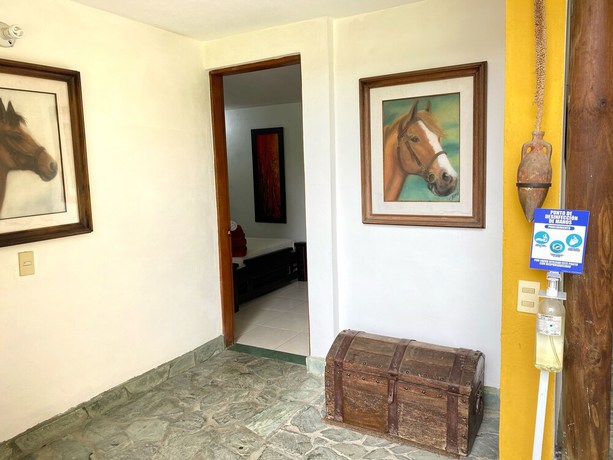 Imagen de la habitación del Hotel Finca La Ponderosa. Foto 4