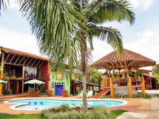 Imagen de la piscina del Hotel Finca La Quinta Porra. Foto 5