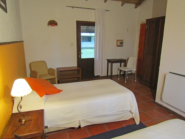 Imagen de la habitación del Hotel Finca Mombiri. Foto 14