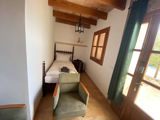 Imagen de la habitación del Hotel Finca Sa Canova Agroturismo. Foto 11