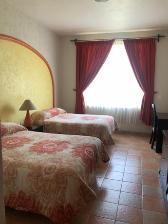 Imagen de la habitación del Hotel Finca San Fernando, Villa del Carb&oacute;n. Foto 9