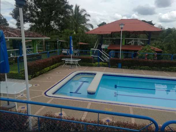 Imagen de la piscina del Hotel Finca San Isidro. Foto 19