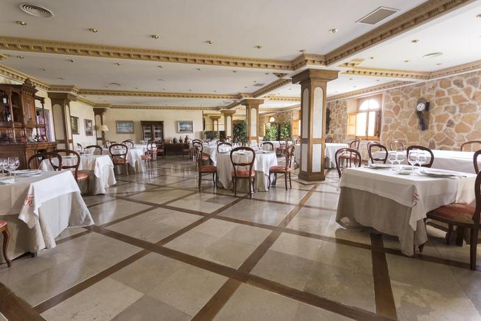 Imagen del bar/restaurante del Hotel Finca Torremilanos. Foto 2