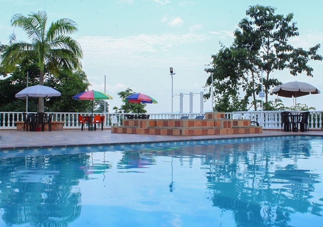 Imagen de la piscina del Hotel Finca Villa Gladys. Foto 16