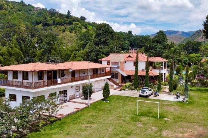 Imagen general del Hotel Finca Villa Nathaly. Foto 2