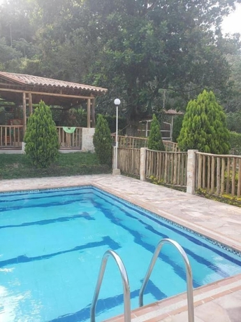 Imagen de la piscina del Hotel Finca Villa Nathaly. Foto 10