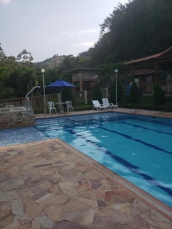 Imagen de la piscina del Hotel Finca Villa Nathaly. Foto 14