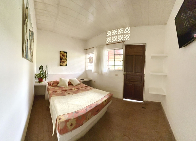 Imagen de la habitación del Hotel Finca Villaruth. Foto 9