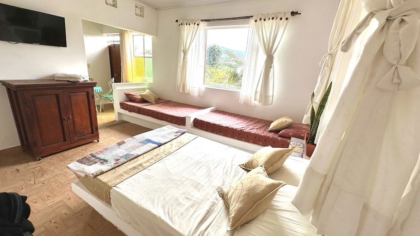 Imagen de la habitación del Hotel Finca Villaruth. Foto 15