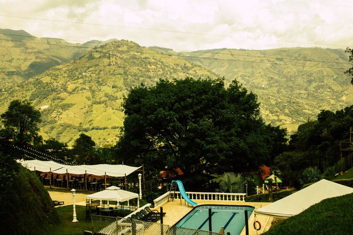 Imagen de la piscina del Hotel Finca el Cielo, Girardota. Foto 15