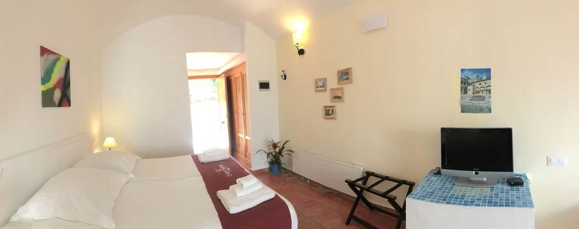 Imagen de la habitación del Hotel Fincahotel Cases De Sant Jaume. Foto 8