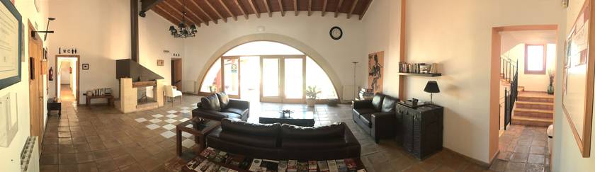 Imagen de los interiores del Hotel Fincahotel Cases De Sant Jaume. Foto 19