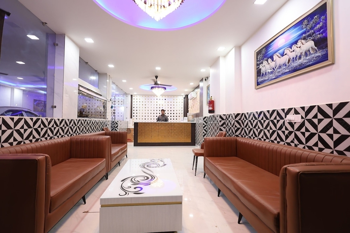 Imagen de los interiores del Hotel Finch Grand by Revaantra. Foto 15