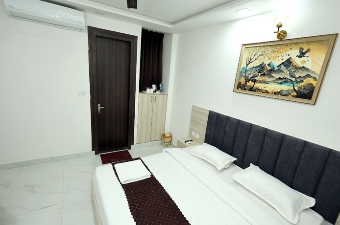 Imagen de la habitación del Hotel Finch Grand by Revaantra. Foto 8