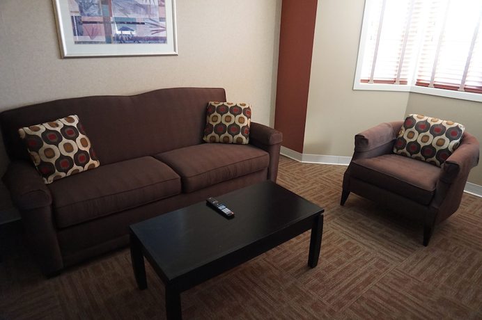 Imagen de la habitación del Hotel Findlay Inn And Conference Center. Foto 17