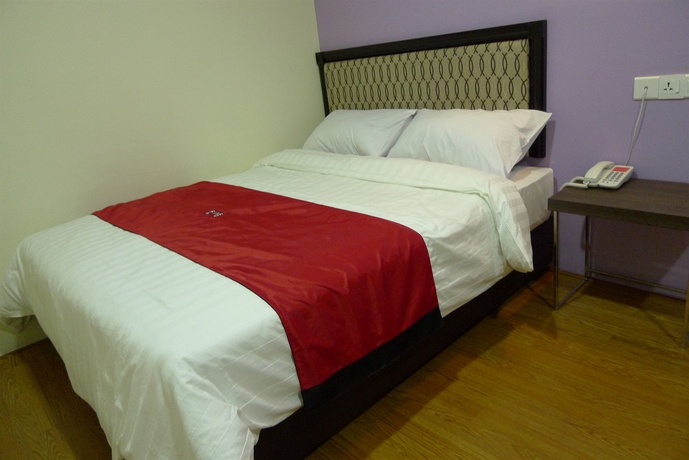 Imagen de la habitación del Hotel Fine. Foto 6