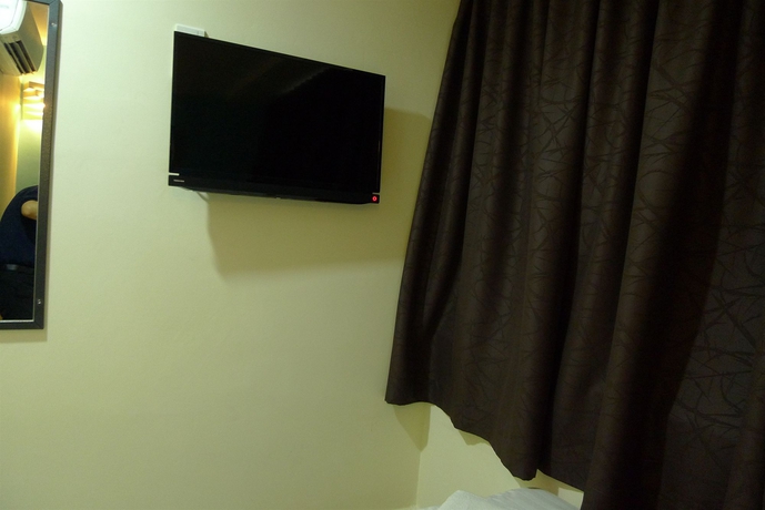 Imagen de la habitación del Hotel Fine. Foto 12