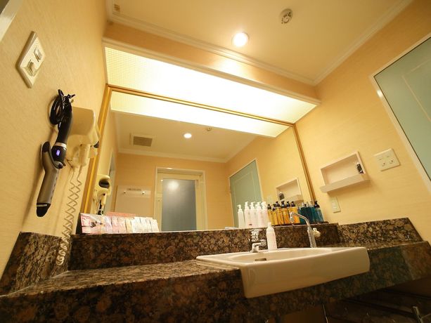 Imagen de la habitación del Hotel Fine Garden Toyonaka Itami Airport - Adults Only. Foto 2