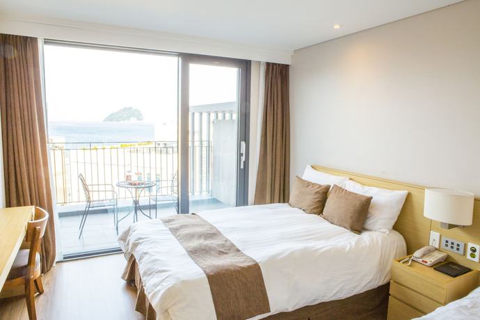 Imagen de la habitación del Hotel Fine Jeju. Foto 13