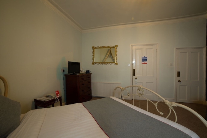 Imagen de la habitación del Hotel Fines Bayliwick. Foto 17