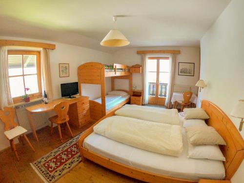 Imagen de la habitación del Hotel Fines. Foto 8