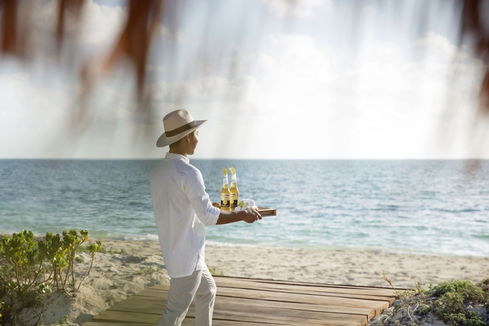 Imagen de la piscina del Hotel Finest Playa Mujeres. Foto 14