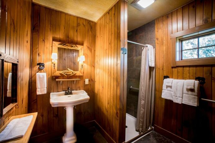 Imagen general del Hotel Finger Lakes Lodging. Foto 5