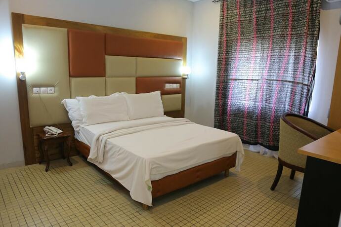 Imagen general del Hotel Fini Downtown. Foto 13