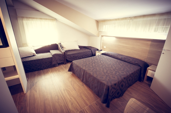 Imagen de la habitación del Hotel Fini. Foto 3