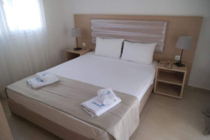 Imagen general del Hotel Finikas Garden Beach Resort Nikiti. Foto 2