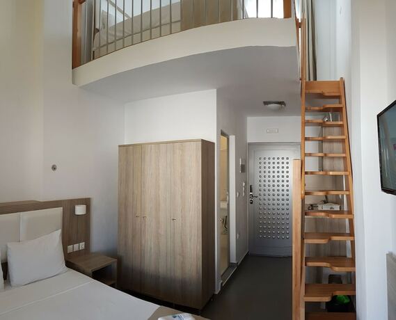 Imagen de la habitación del Hotel Finikas Garden Beach Resort Nikiti. Foto 16