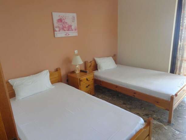 Imagen general del Hotel Finikas, Paralia Irion. Foto 7