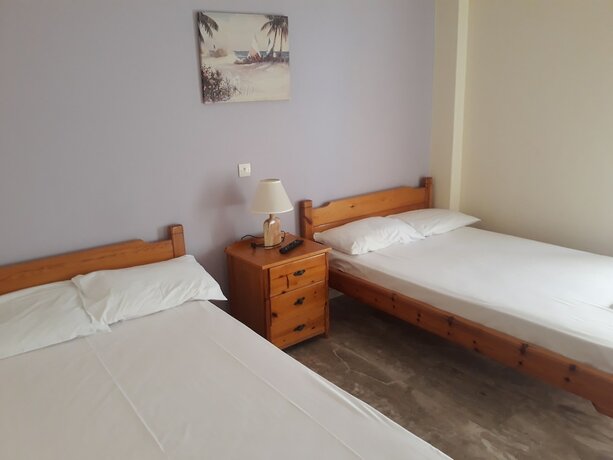 Imagen general del Hotel Finikas, Paralia Irion. Foto 8