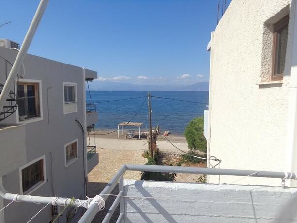 Imagen general del Hotel Finikas, Paralia Irion. Foto 12