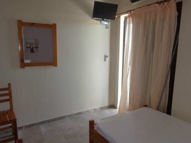 Imagen general del Hotel Finikas, Paralia Irion. Foto 14