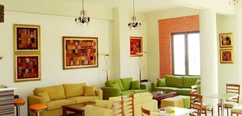 Imagen de los interiores del Hotel Finiki Plaza. Foto 18