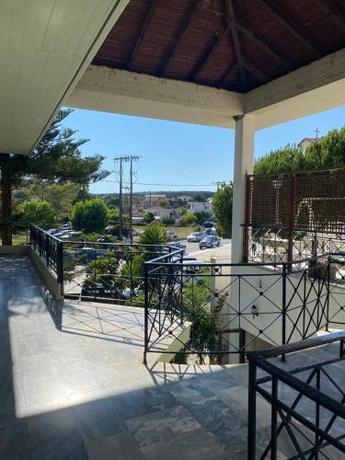 Imagen general del Hotel Finikounda. Foto 4