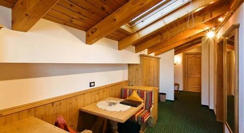 Imagen de la habitación del Hotel Finkenhof, Schenna - Scena. Foto 16